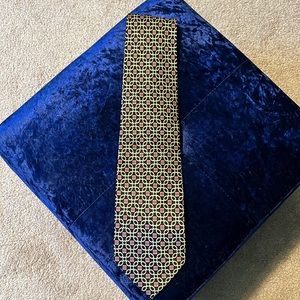 Laurant Benon necktie
